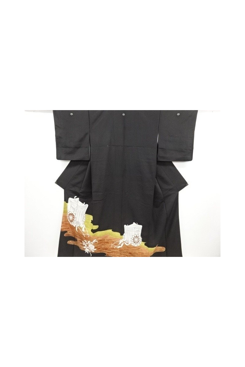 Kimono with royal car patterns